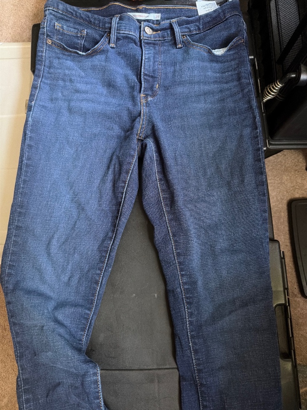 Levi skinny jeans